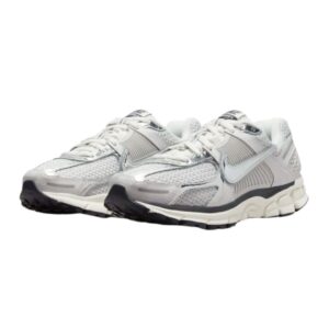 Nike Vomero 5